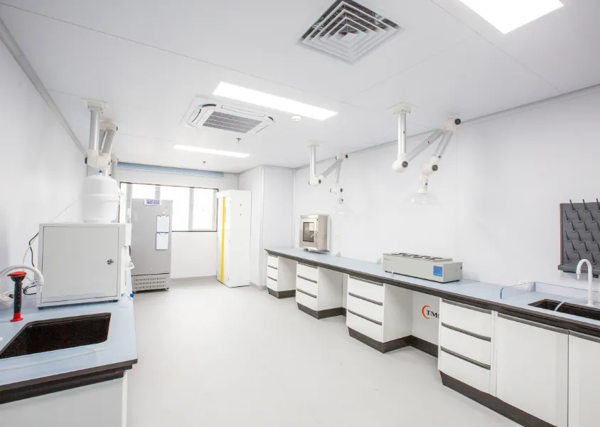 Cleanroom Wall System for Laboratories and High Technology Manufacturing