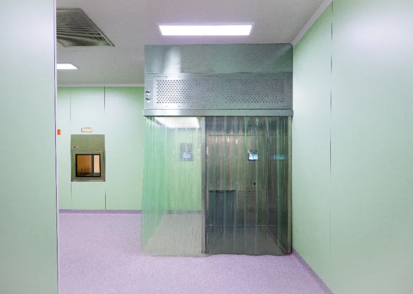 Cleanroom Wall System for Pharmaceutical and Health Products Manufacturing